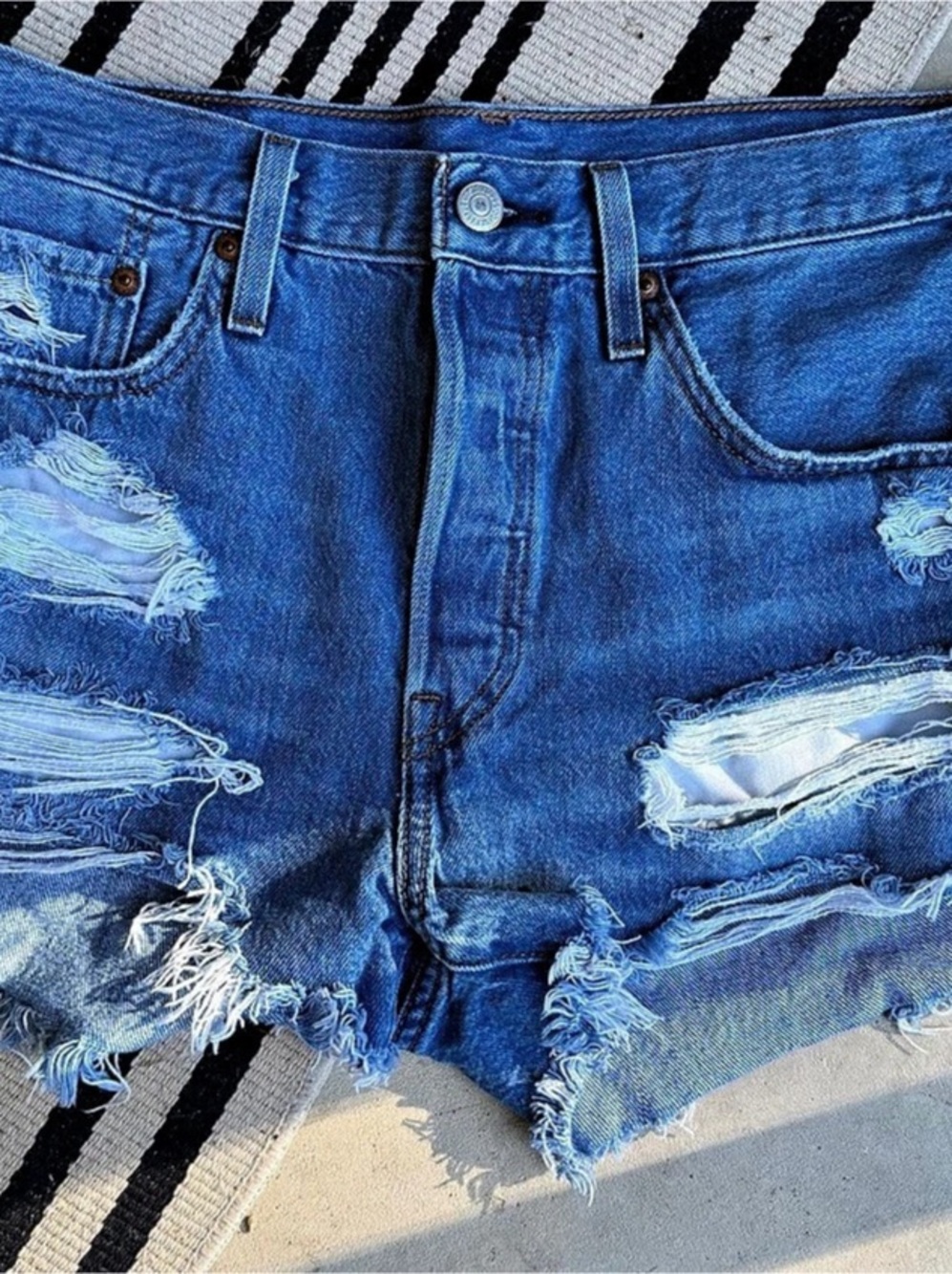 Levi's 501 Distressed Denim Jean Shorts Waist 28 Blue